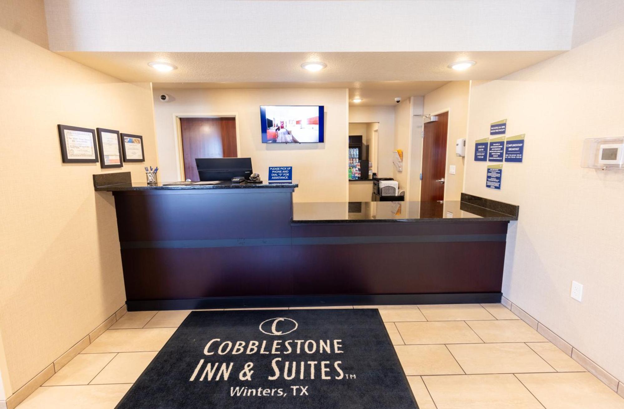 Cobblestone Inn & Suites - Winters Exteriér fotografie